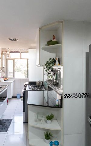 Apartamento à venda com 112m², 3 quartos e 2 vagasCozinha