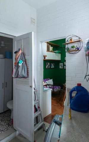 Apartamento à venda com 103m², 2 quartos e 1 vagaÁrea de Serviço