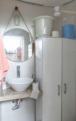 Apartamento à venda com 103m², 2 quartos e 1 vagaBanheiro de serviço