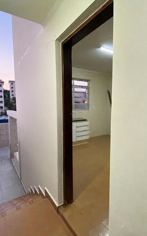 Casa à venda com 200m², 2 quartos e 2 vagas Casa à venda com 200m², 2 quartos e 2 vagasÁrea externa