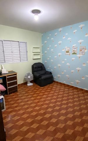 Casa à venda com 200m², 2 quartos e 2 vagas Casa à venda com 200m², 2 quartos e 2 vagasQuarto