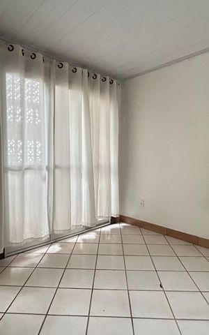 Casa para alugar com 70m², 3 quartos e 1 vaga Casa para alugar com 70m², 3 quartos e 1 vagaQuarto 1