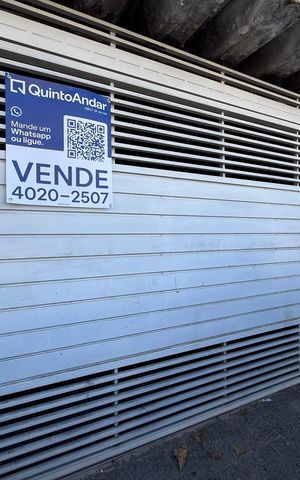 Casa à venda com 88m², 2 quartos e 2 vagas Casa à venda com 88m², 2 quartos e 2 vagasFachada