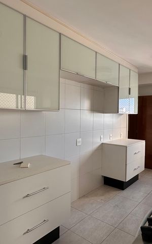 Apartamento à venda com 178m², 3 quartos e 3 vagas