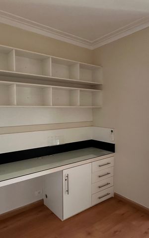 Apartamento à venda com 178m², 3 quartos e 3 vagas