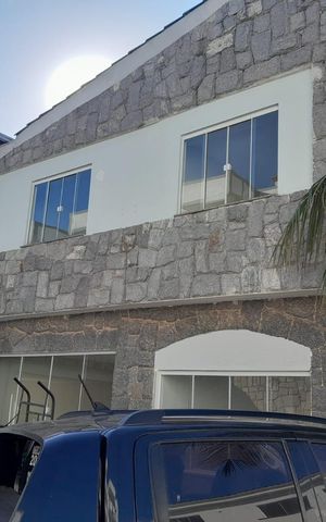 Casa de condomínio à venda com 80m², 2 quartos e sem vaga Casa de condomínio à venda com 80m², 2 quartos e sem vagaFachada