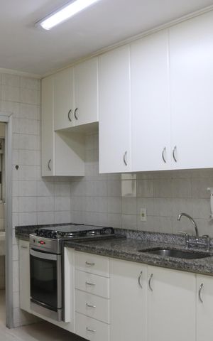 Apartamento para alugar com 99m², 3 quartos e 2 vagasCozinha