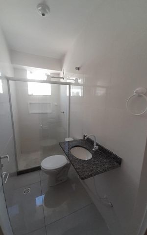 Casa de condomínio à venda com 70m², 2 quartos e 1 vaga Casa de condomínio à venda com 70m², 2 quartos e 1 vagaBanheiro