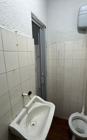 Casa para alugar com 68m², 1 quarto e sem vagaBanheiro