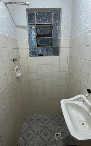 Casa para alugar com 68m², 1 quarto e sem vagaBanheiro