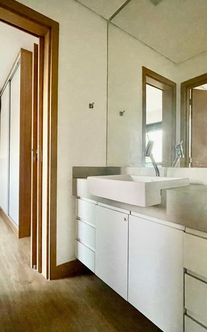 Apartamento à venda com 173m², 4 quartos e 4 vagas Apartamento à venda com 173m², 4 quartos e 4 vagasBanheiro