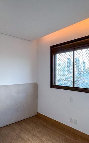 Apartamento à venda com 173m², 4 quartos e 4 vagas Apartamento à venda com 173m², 4 quartos e 4 vagasQuarto