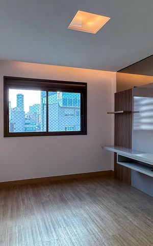 Apartamento à venda com 173m², 4 quartos e 4 vagas Apartamento à venda com 173m², 4 quartos e 4 vagasQuarto