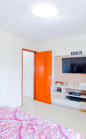 Casa à venda com 192m², 3 quartos e 2 vagasSuíte 2 