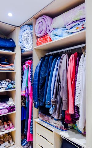 Casa à venda com 192m², 3 quartos e 2 vagasCloset da suíte 2 