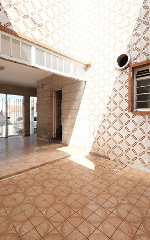 Casa para alugar com 172m², 3 quartos e 2 vagasÁrea externa