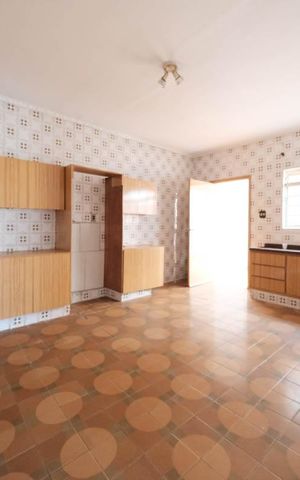 Casa para alugar com 172m², 3 quartos e 2 vagasCozinha