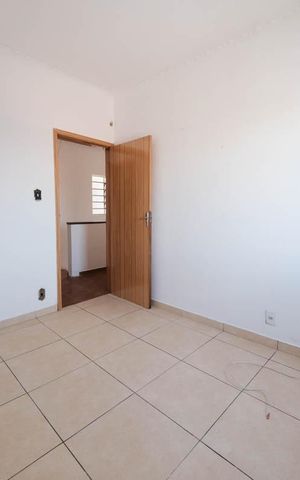 Casa para alugar com 172m², 3 quartos e 2 vagasQuarto 3