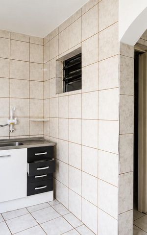 Casa de condomínio para alugar com 120m², 3 quartos e 2 vagas Casa de condomínio para alugar com 120m², 3 quartos e 2 vagasCozinha
