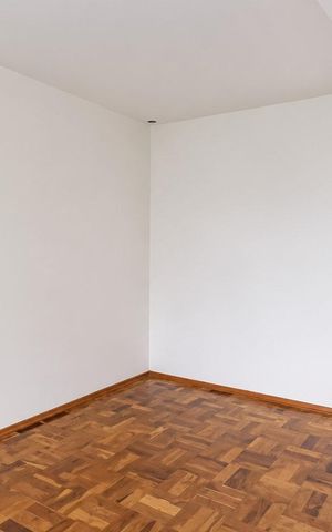 Casa de condomínio para alugar com 120m², 3 quartos e 2 vagas