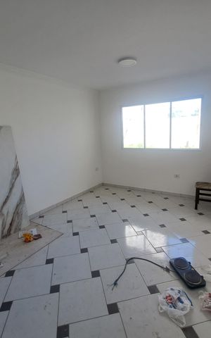 Casa à venda com 160m², 3 quartos e 2 vagas Casa à venda com 160m², 3 quartos e 2 vagasQuarto