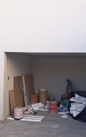 Casa à venda com 160m², 3 quartos e 2 vagas Casa à venda com 160m², 3 quartos e 2 vagasÁrea externa