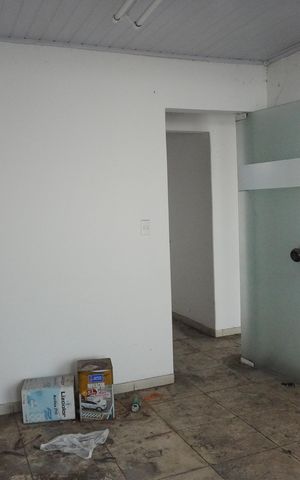 Casa para alugar com 200m², 2 quartos e 2 vagasQuarto 1