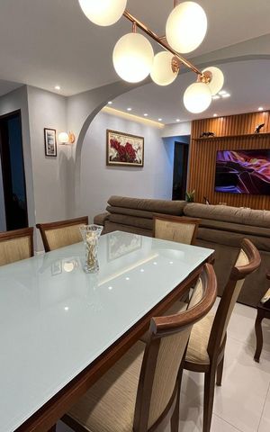Apartamento à venda com 138m², 2 quartos e sem vaga Apartamento à venda com 138m², 2 quartos e sem vagaSala