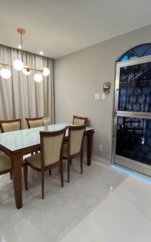 Apartamento à venda com 138m², 2 quartos e sem vaga Apartamento à venda com 138m², 2 quartos e sem vagaSala