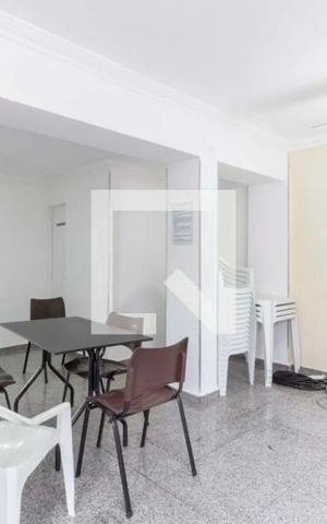 Apartamento para alugar com 50m², 2 quartos e 1 vaga Apartamento para alugar com 50m², 2 quartos e 1 vagaÁrea comum - Salão de festas