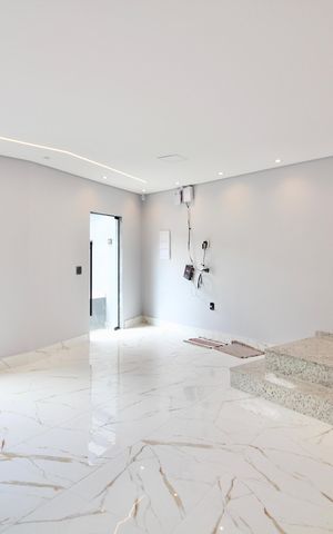 Casa à venda com 120m², 3 quartos e 2 vagas Casa à venda com 120m², 3 quartos e 2 vagasSala