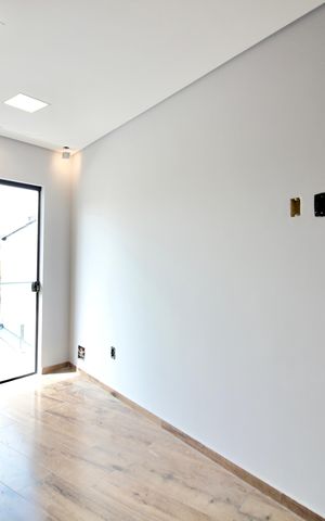 Casa à venda com 120m², 3 quartos e 2 vagas Casa à venda com 120m², 3 quartos e 2 vagasSuíte 1