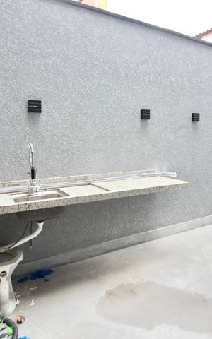 Casa à venda com 120m², 3 quartos e 2 vagas Casa à venda com 120m², 3 quartos e 2 vagasÁrea de serviço