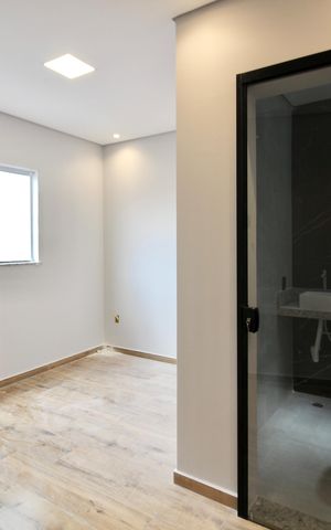 Casa à venda com 120m², 3 quartos e 2 vagas Casa à venda com 120m², 3 quartos e 2 vagasSuíte 2