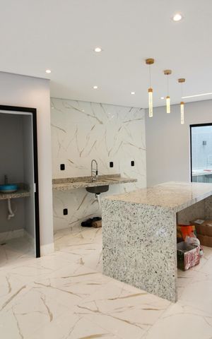 Casa à venda com 120m², 3 quartos e 2 vagas Casa à venda com 120m², 3 quartos e 2 vagasSala