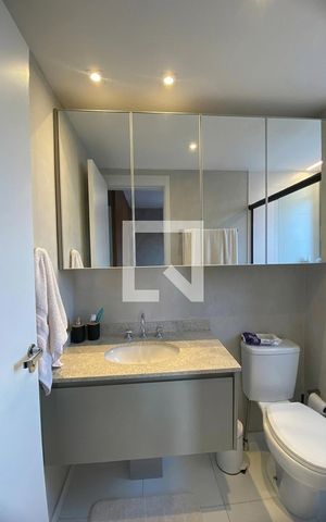 Apartamento à venda com 72m², 2 quartos e 1 vaga Apartamento à venda com 72m², 2 quartos e 1 vagaBanheiro