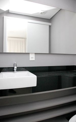 Studio à venda com 76m², 1 quarto e 1 vagaBanheiro 2 Lavabo