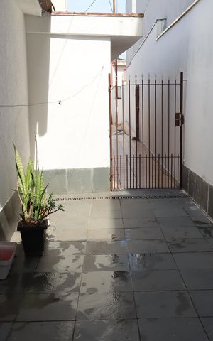 Casa para alugar com 50m², 1 quarto e 1 vagaHall de entrada