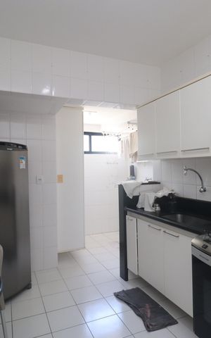 Apartamento para alugar com 280m², 4 quartos e 4 vagas Apartamento para alugar com 280m², 4 quartos e 4 vagasCozinha