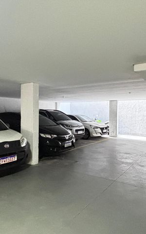 Apartamento para alugar com 120m², 2 quartos e 1 vaga Apartamento para alugar com 120m², 2 quartos e 1 vagaGaragem