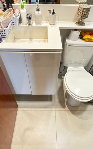 Apartamento para alugar com 120m², 2 quartos e 1 vaga Apartamento para alugar com 120m², 2 quartos e 1 vagaBanheiro