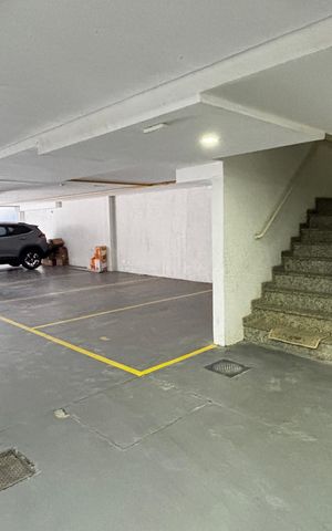 Apartamento para alugar com 120m², 2 quartos e 1 vaga Apartamento para alugar com 120m², 2 quartos e 1 vagaGaragem