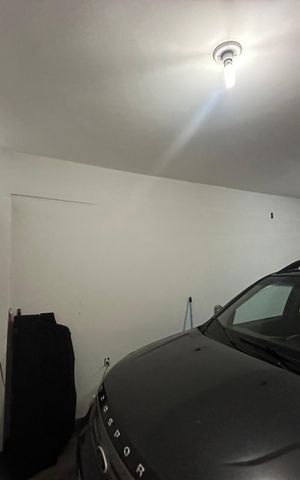 Casa à venda com 150m², 3 quartos e 3 vagas Casa à venda com 150m², 3 quartos e 3 vagasGaragem