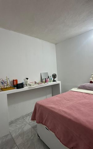 Casa à venda com 150m², 3 quartos e 3 vagas Casa à venda com 150m², 3 quartos e 3 vagasSuíte