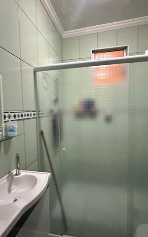 Casa à venda com 150m², 3 quartos e 3 vagas Casa à venda com 150m², 3 quartos e 3 vagasBanheiro 1