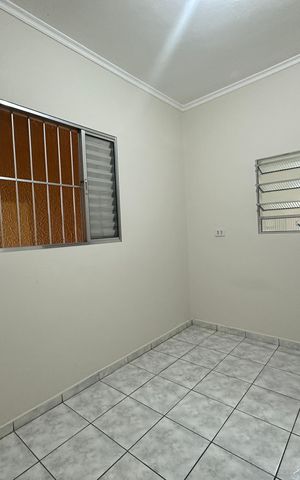 Casa à venda com 150m², 3 quartos e 3 vagas Casa à venda com 150m², 3 quartos e 3 vagasQuarto 1