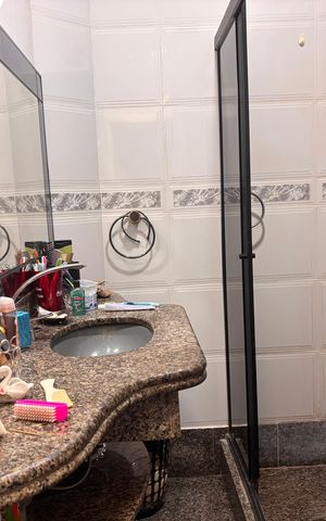 Apartamento à venda com 68m², 2 quartos e 1 vaga Apartamento à venda com 68m², 2 quartos e 1 vagaBanheiro