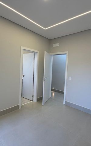 Casa de condomínio à venda com 199m², 3 quartos e 4 vagasQuarto