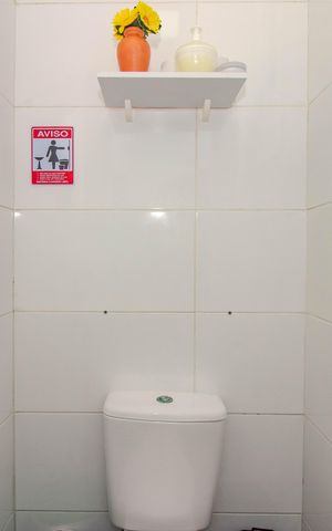 Casa para alugar com 300m², 2 quartos e 2 vagas Casa para alugar com 300m², 2 quartos e 2 vagasLavabo Auxiliar ( Externo)