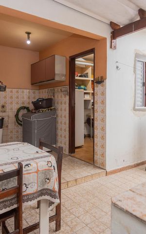 Casa à venda com 123m², 2 quartos e 1 vagaQuintal